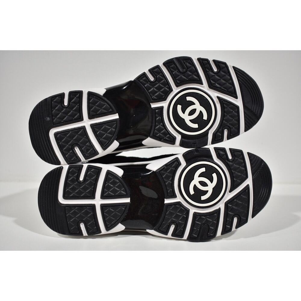 Chanel 22A Black Suede Printed CC Logo White Flat Runner Trainer Sneaker 36 - Picture 11 of 11